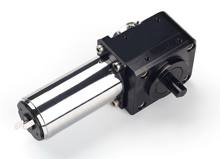 無鐵芯空心杯微型電機的優缺點是什么?